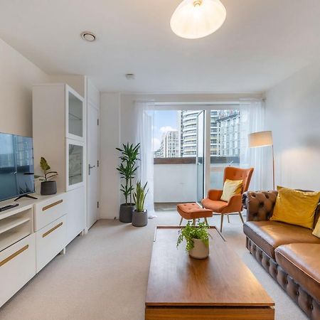 Luxury 2 Bedroom Large Balcony 5 Minutes To Kensington, Holland Park, Westfield Shopping Centre, Portobello Market London Kültér fotó