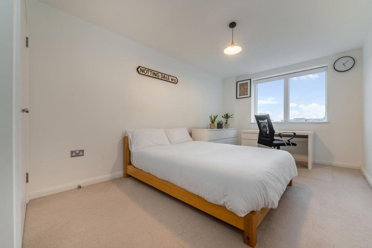 Luxury 2 Bedroom Large Balcony 5 Minutes To Kensington, Holland Park, Westfield Shopping Centre, Portobello Market London Kültér fotó